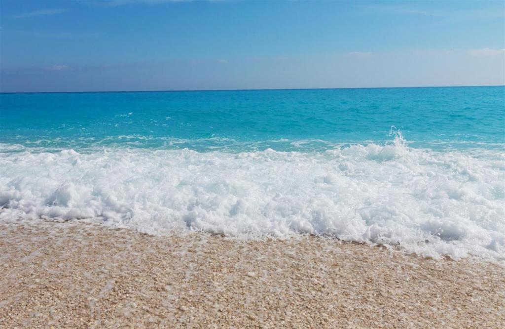 Uni Beach Hotel Pangandaran Zewnętrze zdjęcie